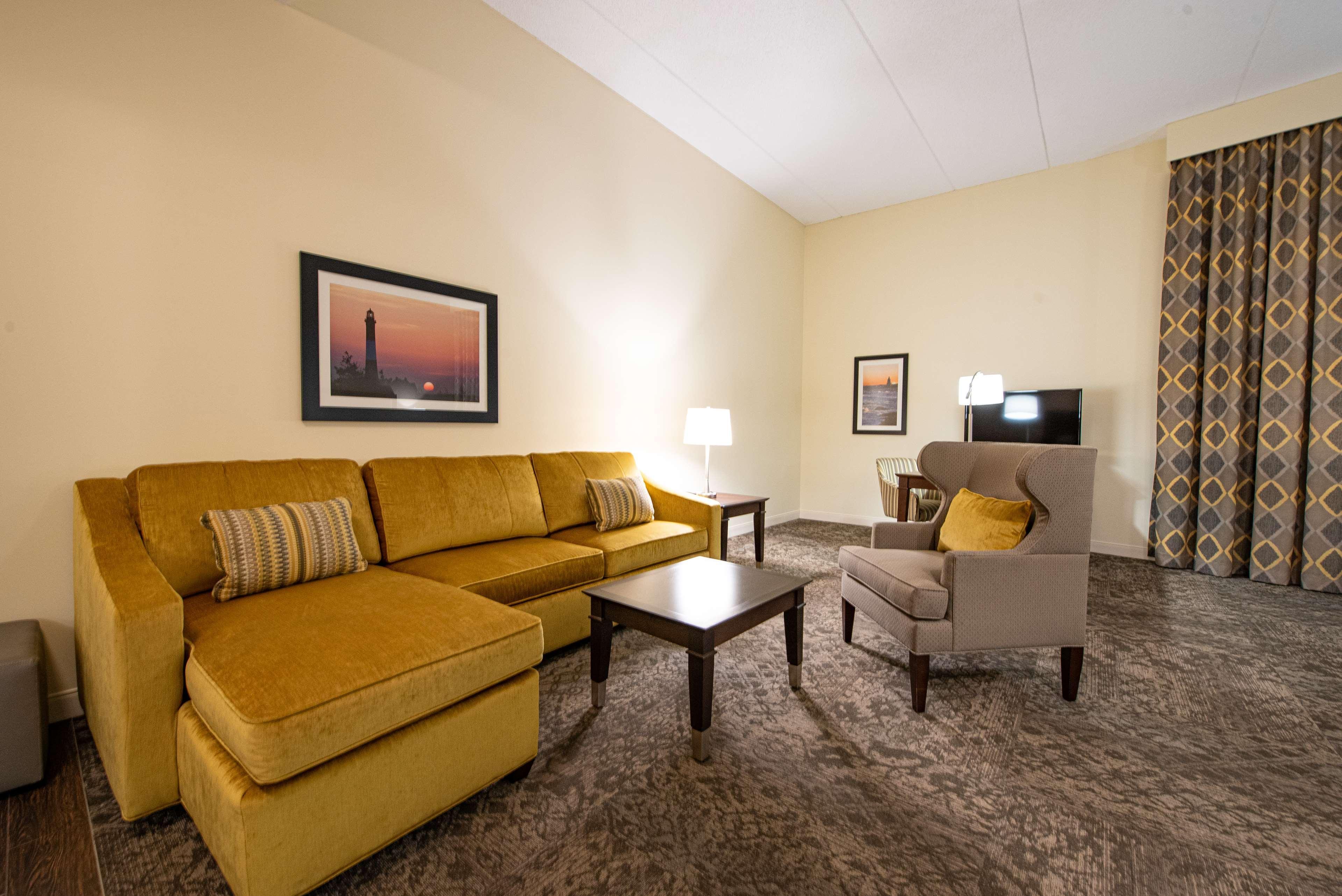 Hampton Inn & Suites By Hilton - Rockville Centre Esterno foto