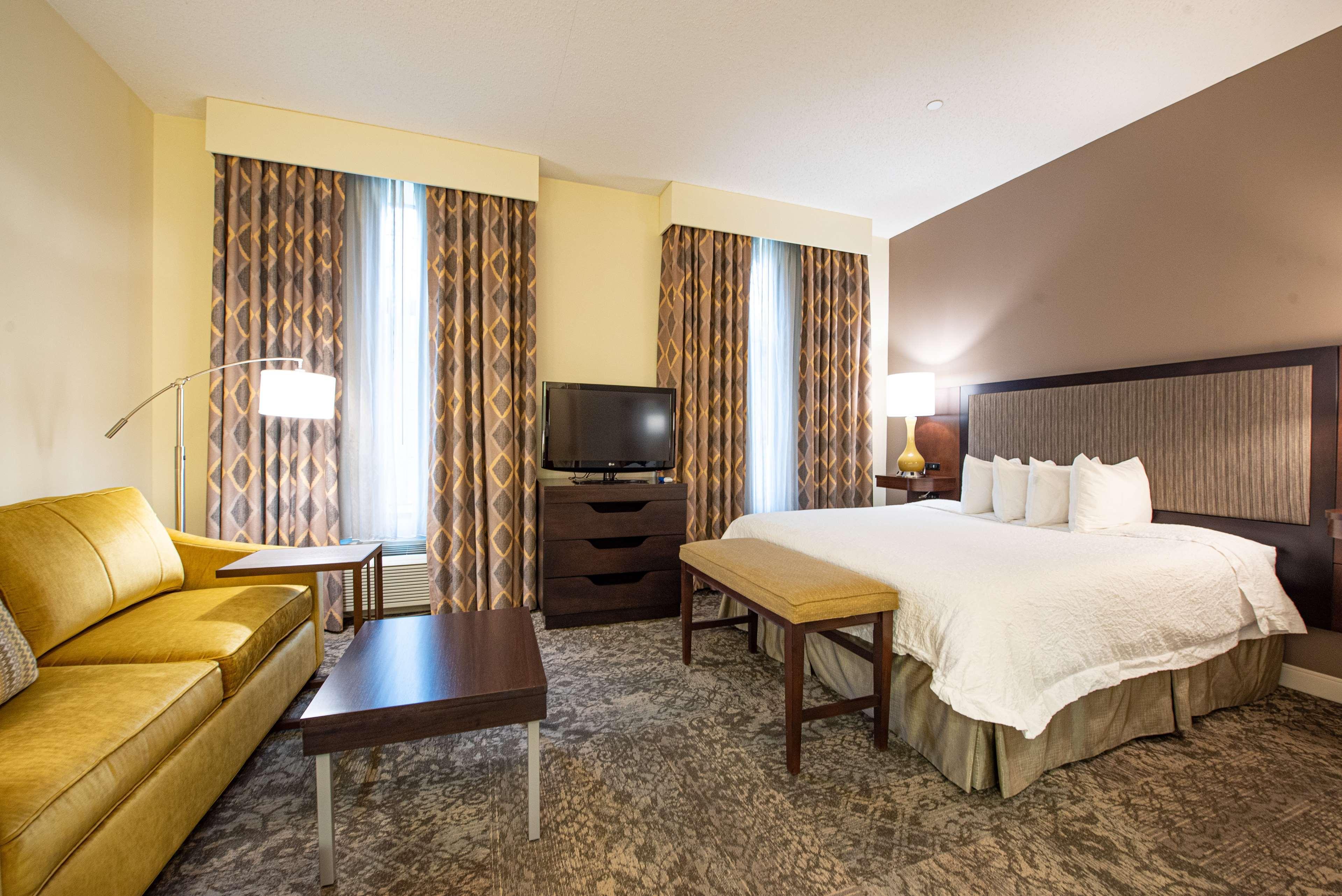 Hampton Inn & Suites By Hilton - Rockville Centre Esterno foto