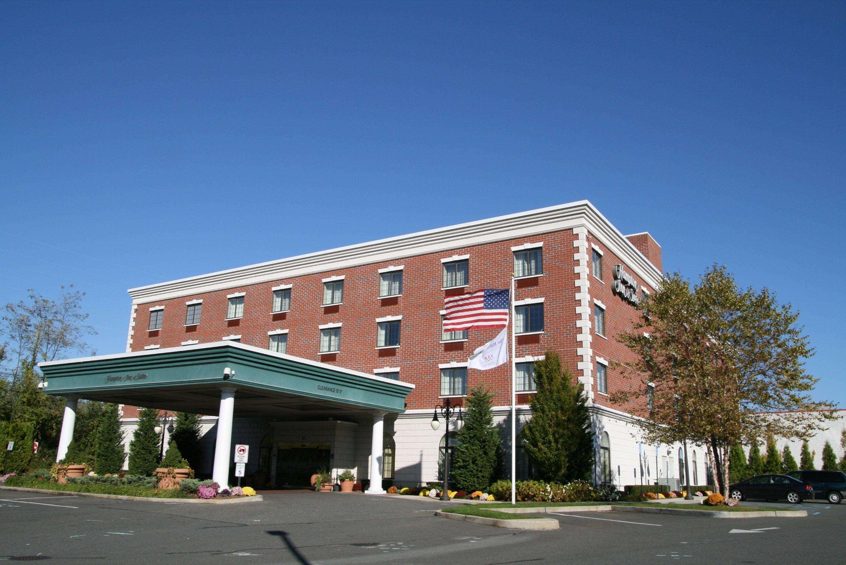 Hampton Inn & Suites By Hilton - Rockville Centre Esterno foto