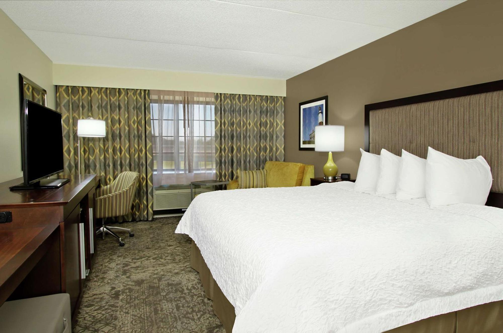 Hampton Inn & Suites By Hilton - Rockville Centre Esterno foto