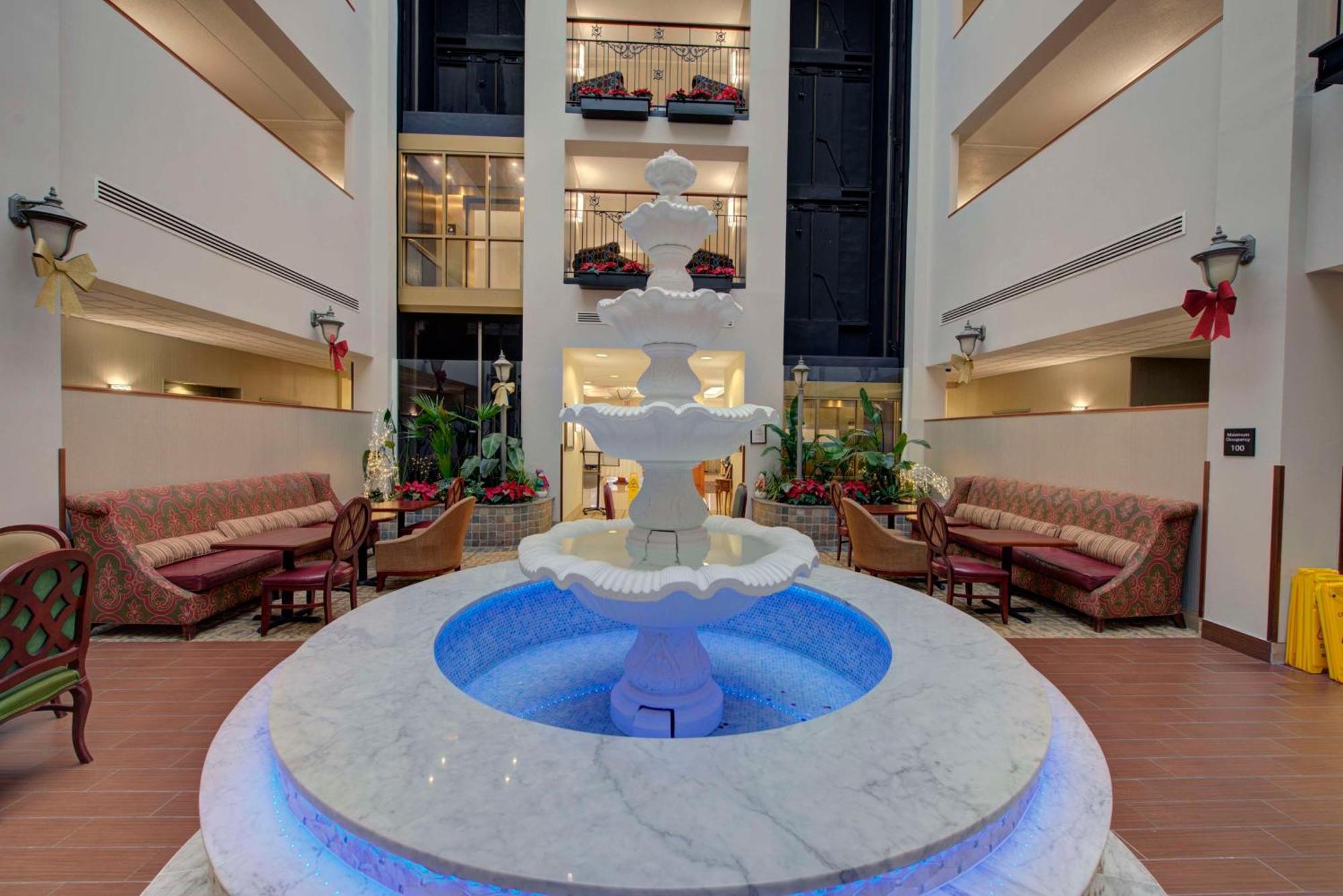 Hampton Inn & Suites By Hilton - Rockville Centre Esterno foto