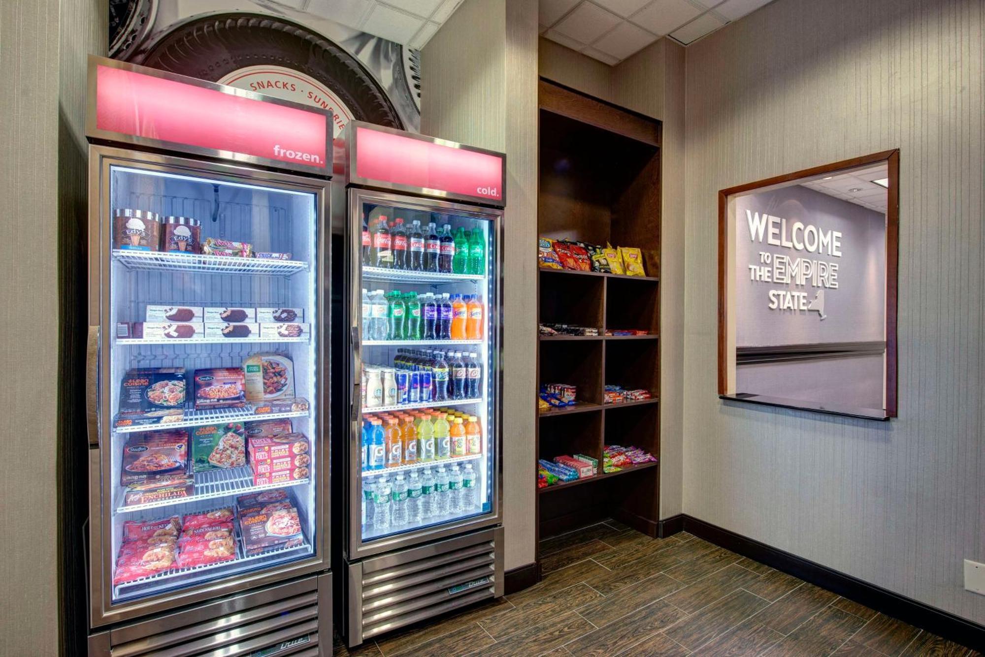 Hampton Inn & Suites By Hilton - Rockville Centre Esterno foto